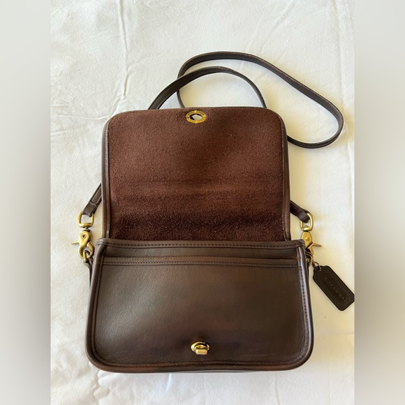 Vintage Coach Brown Leather Pocket Purse Shoulder Bag - Picture 2 of 14